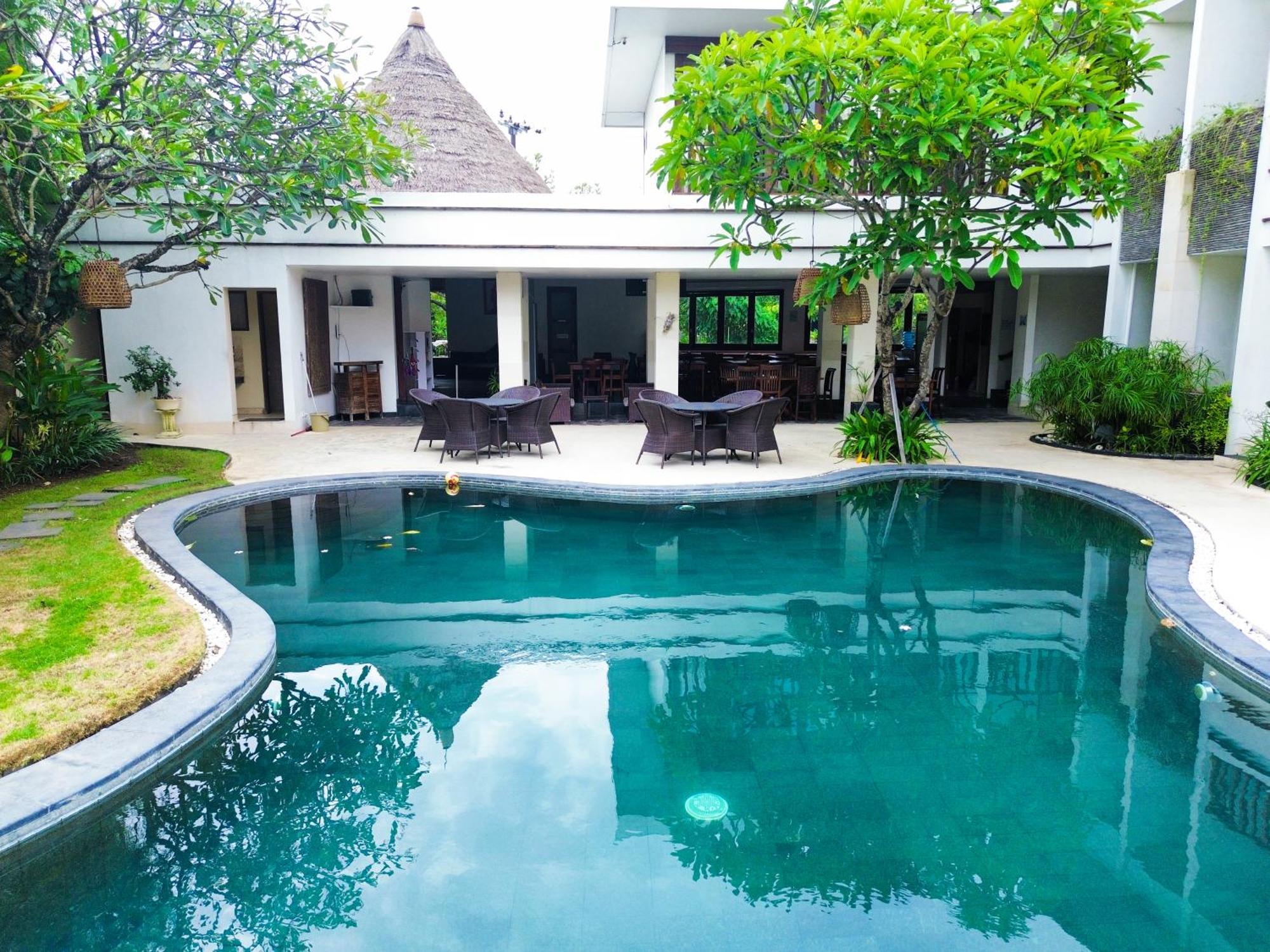 Villa Diana Bali 16 Bedrooms Seminyak Exterior foto