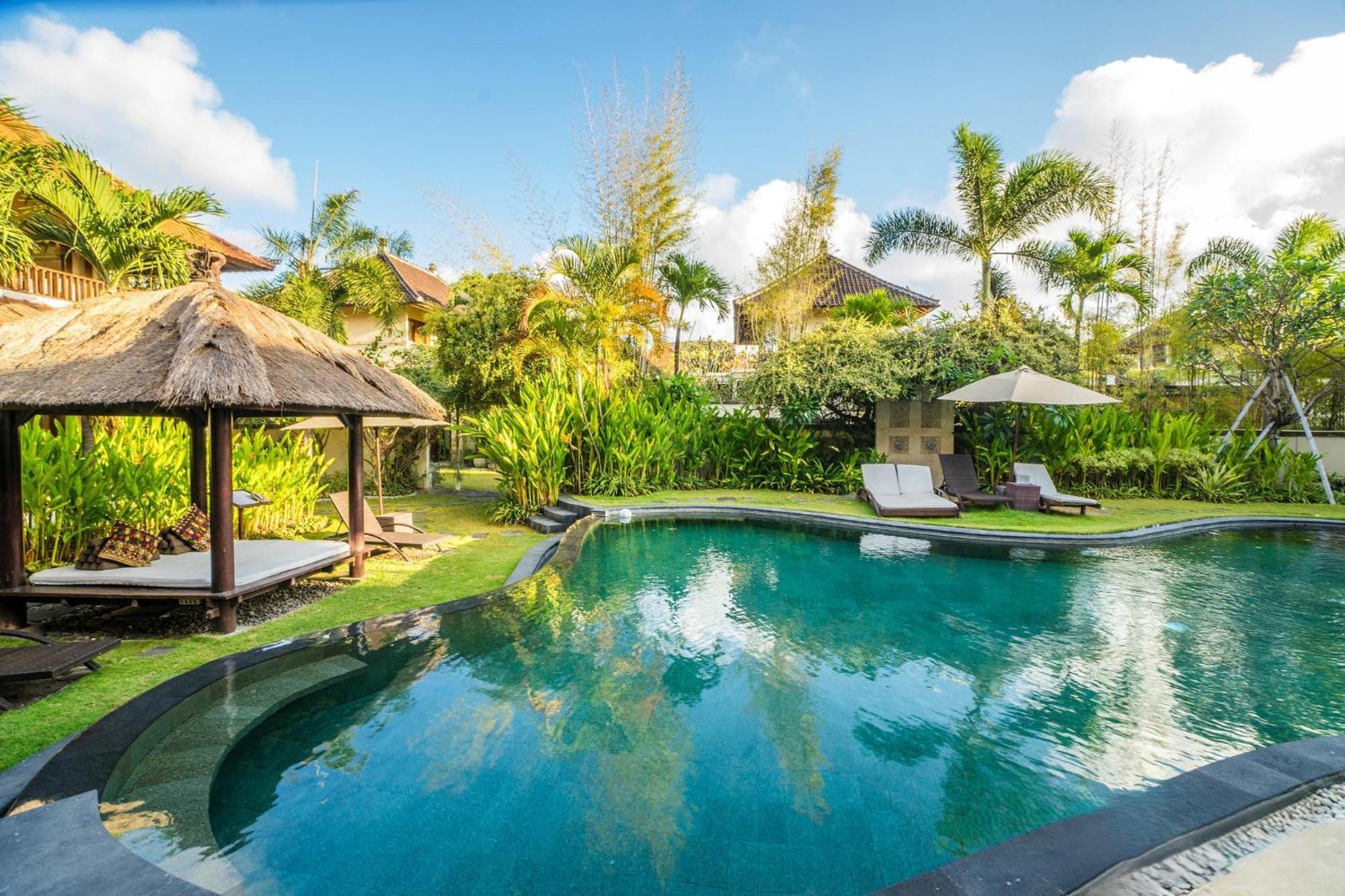 Villa Diana Bali 16 Bedrooms Seminyak Exterior foto
